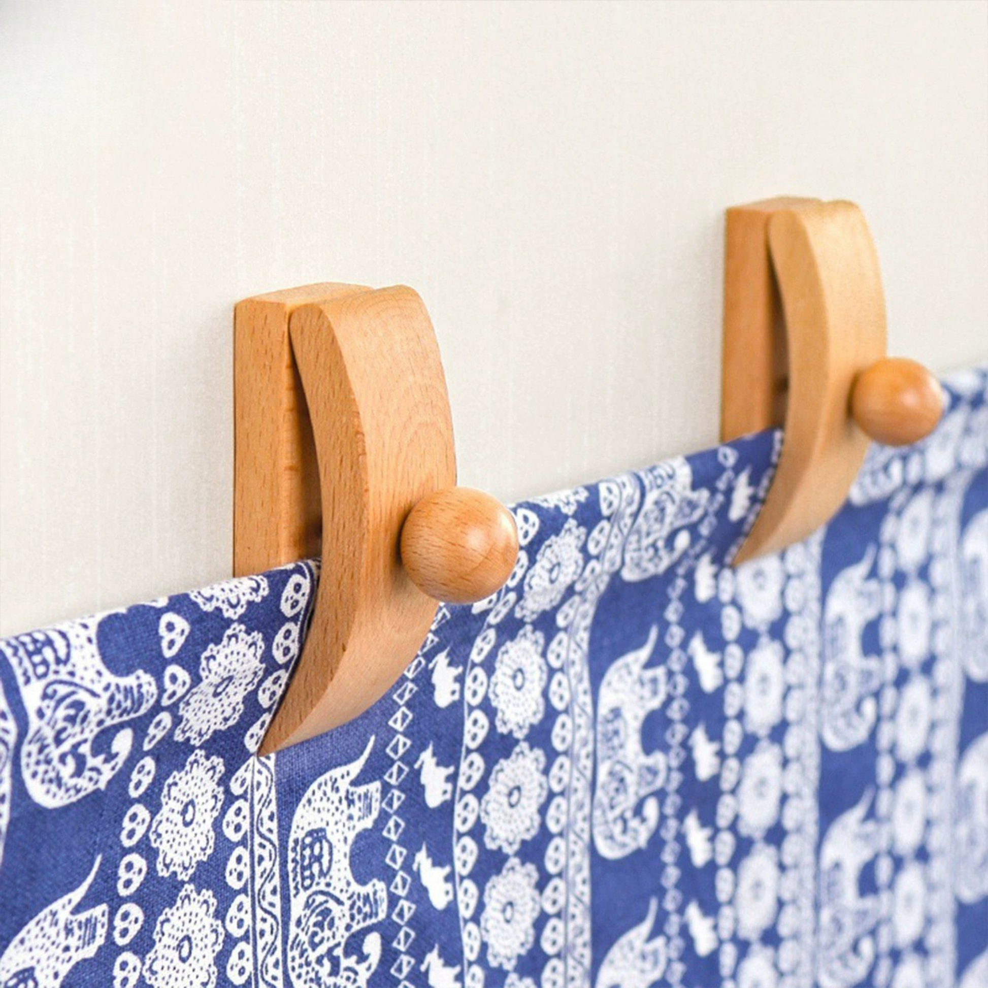 4pcs Wood Quilt Hanger Clamps, Decorative Tapestry Hanging Wall Clips