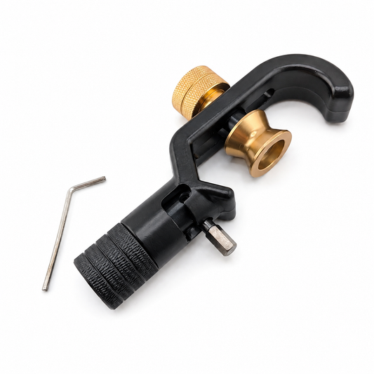 Armoured cable stripper tool for 8 to 30mm cable